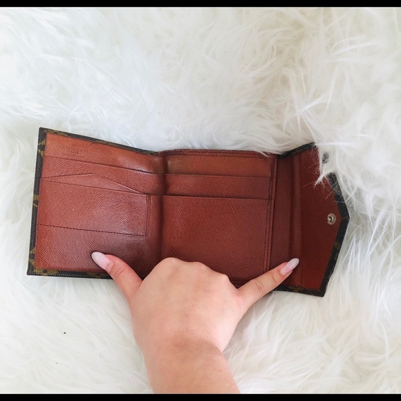‼️sold‼️Vintage Louis Vuitton Wallet Authentic - Picture 3 of 5